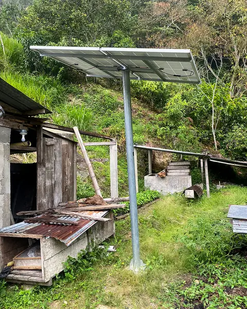 Solución aislada — Energía para vivienda sin conexión a la red — Metalworks Energy