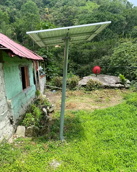 Energía para zona rural — Sistema individual junto a vivienda — Metalworks Energy
